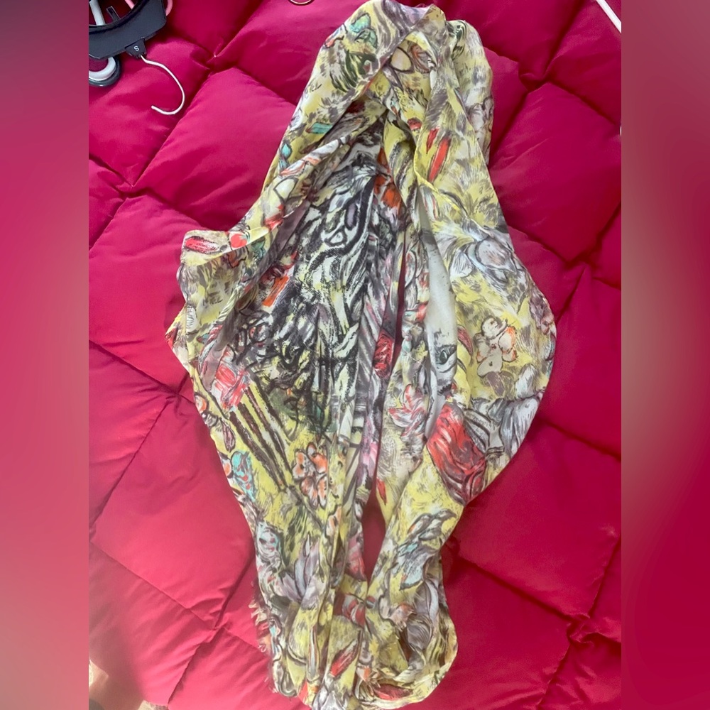 Pretty designed lightweight scarf or wrap